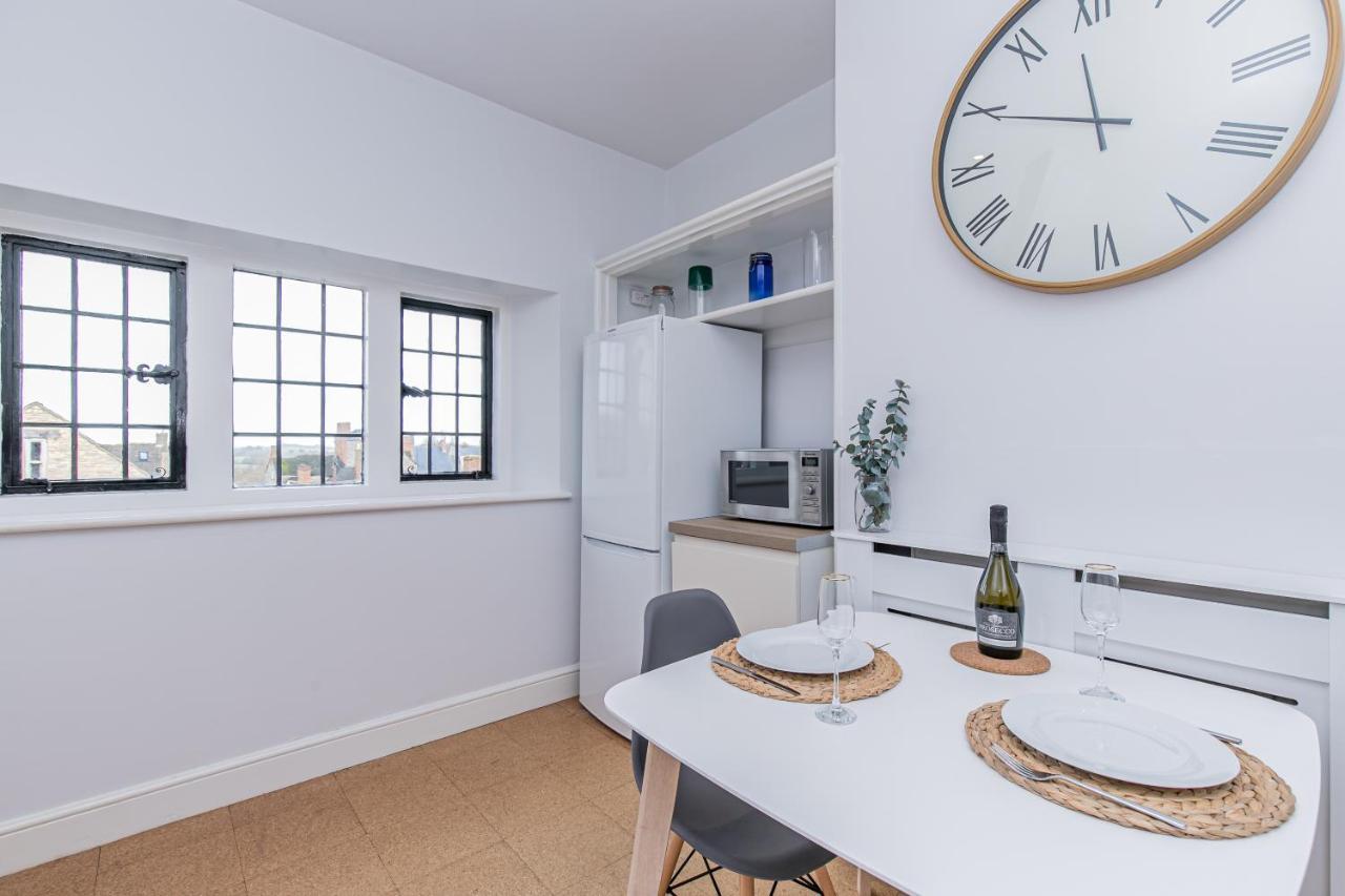 Oxfordshire Living - The Spencer Apartment - Woodstock Bagian luar foto