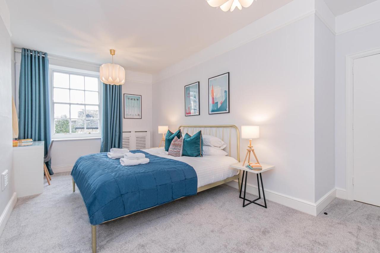 Oxfordshire Living - The Spencer Apartment - Woodstock Bagian luar foto