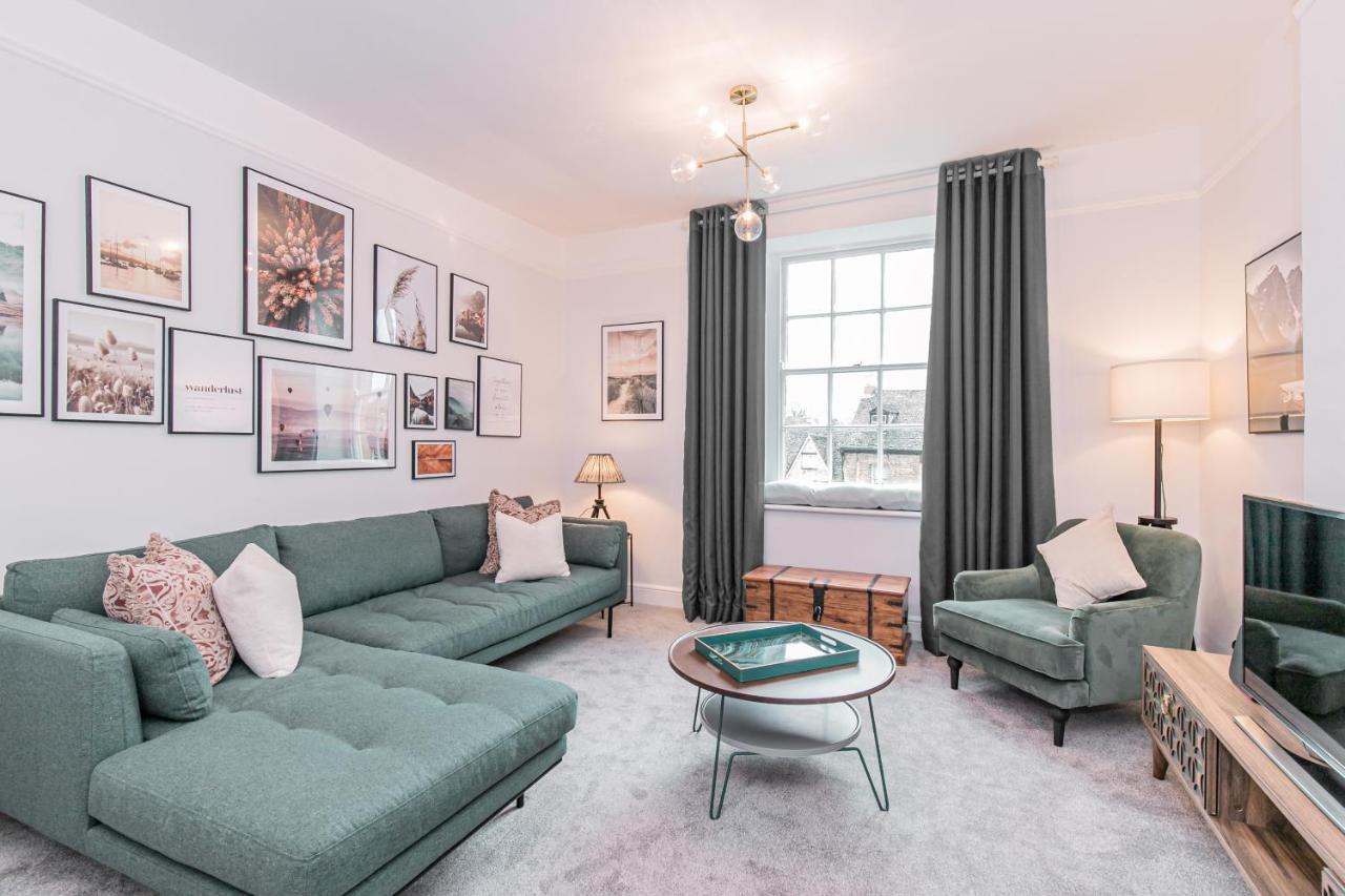 Oxfordshire Living - The Spencer Apartment - Woodstock Bagian luar foto